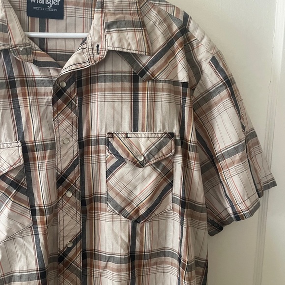 Vintage Wrangler Men's Plaid Short Sleeve Pearl snap Shirt - Orange 2XL tall - Picture 2 of 8